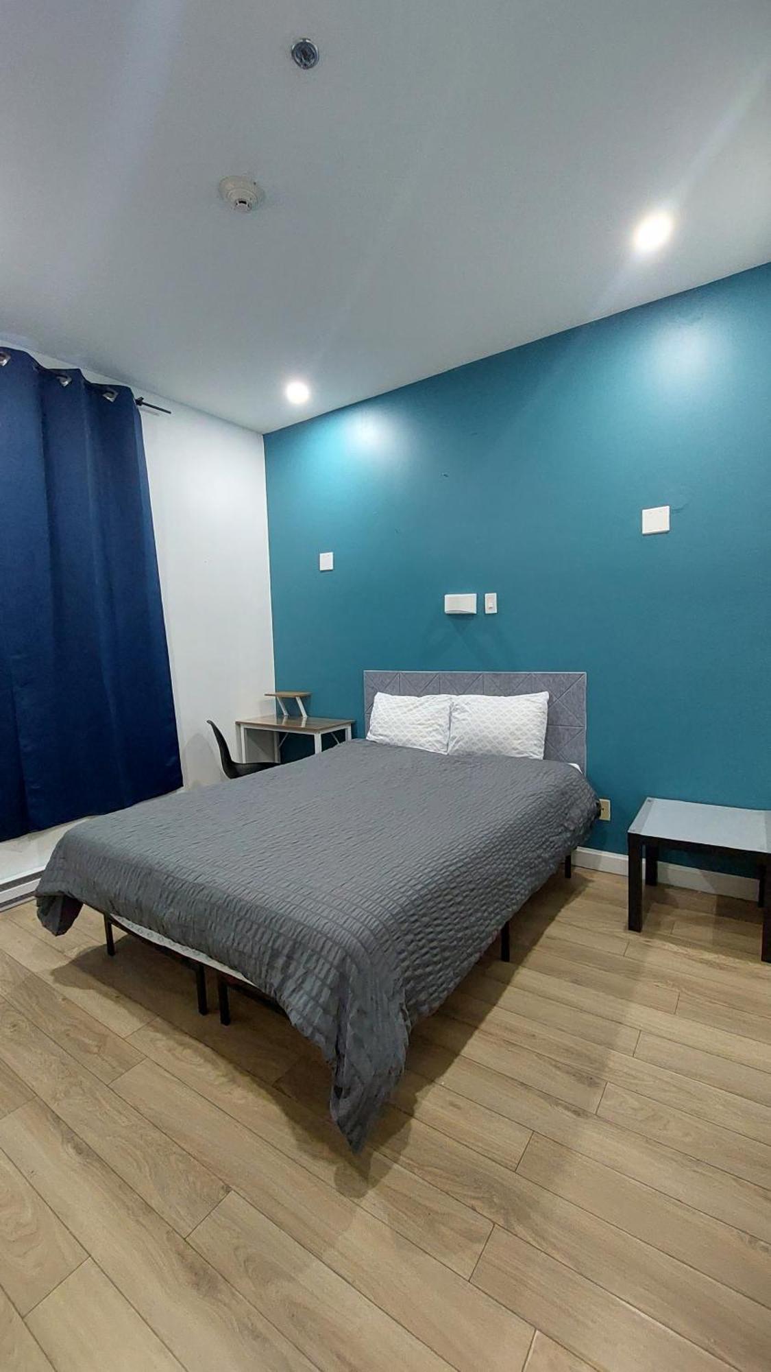 Apd Hotel مونتريال المظهر الخارجي الصورة